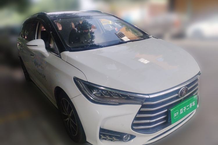 Used BYD Song MAX 2017 1.5T Automatic Smart Connect Prestige 7-Seater Front Right 45 Deg