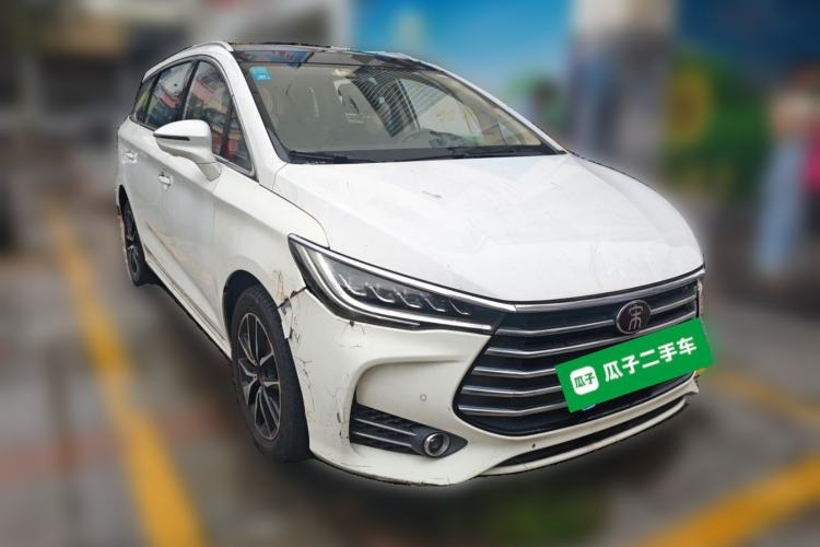 Used BYD Song MAX 2017 1.5T Automatic Smart Connect Prestige 7-Seater Front Right 45 Deg