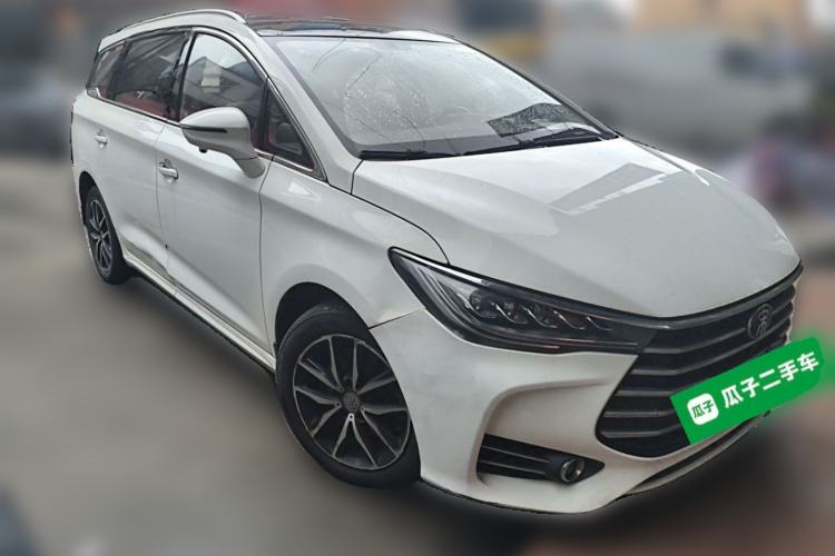 Used BYD Song MAX 2017 1.5T Automatic Smart Connect Elite 7-Seater Front Right 45 Deg