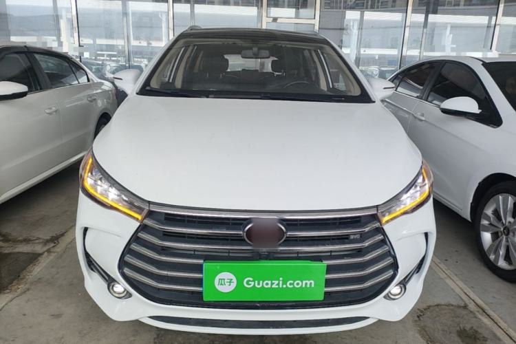 Used BYD Song MAX 2017 1.5T Automatic Smart Connect Elite 7-Seater Front