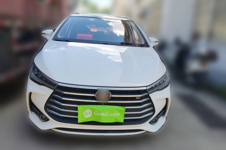 Used BYD Song MAX 2017 1.5T Automatic Smart Connect Prestige 7-Seater Front