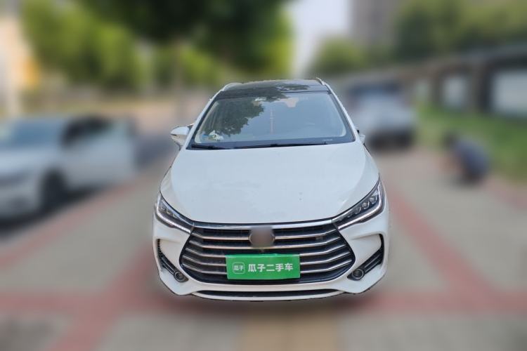 Used BYD Song MAX 2017 1.5T Automatic Smart Connect Elite 7-Seater Front