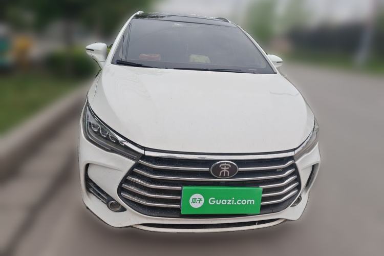 Used BYD Song MAX 2017 1.5T Automatic Smart Connect Elite 7-Seater Front