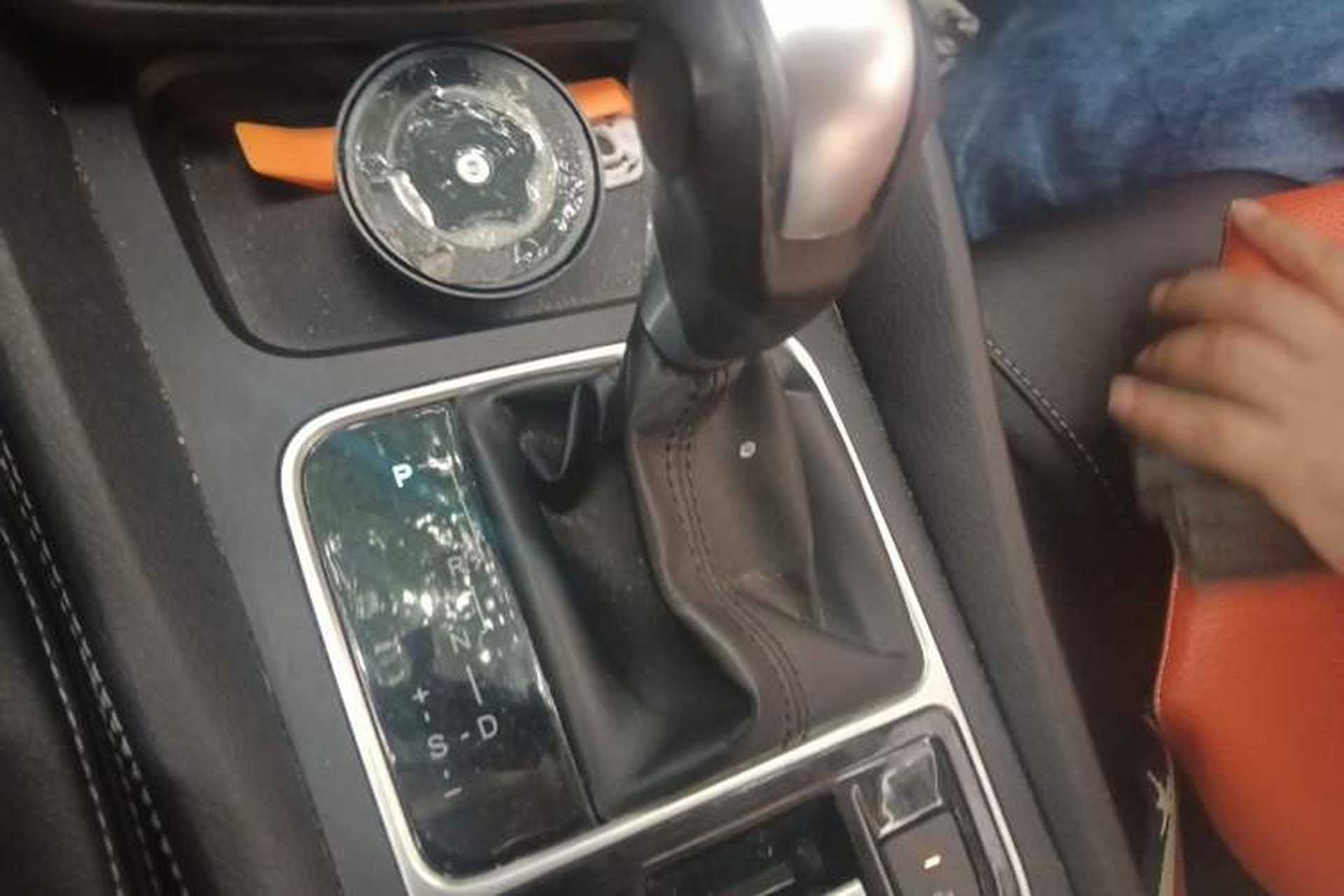 Used BYD Song MAX 2017 1.5T Automatic Smart Connect Elite 7-Seater Gear Lever