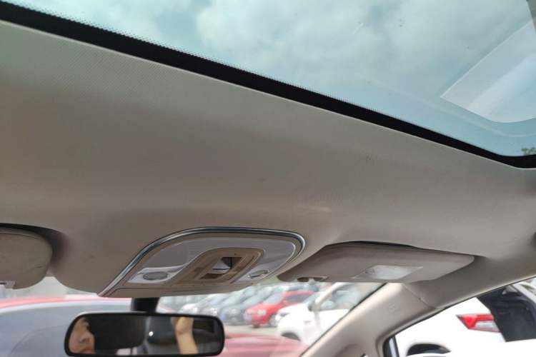 Used BYD Song MAX 2017 1.5T Automatic Smart Connect Elite 7-Seater Headliner