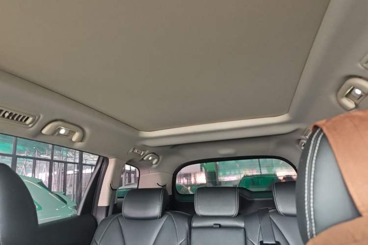 Used BYD Song MAX 2017 1.5T Automatic Smart Connect Prestige 7-Seater Headliner