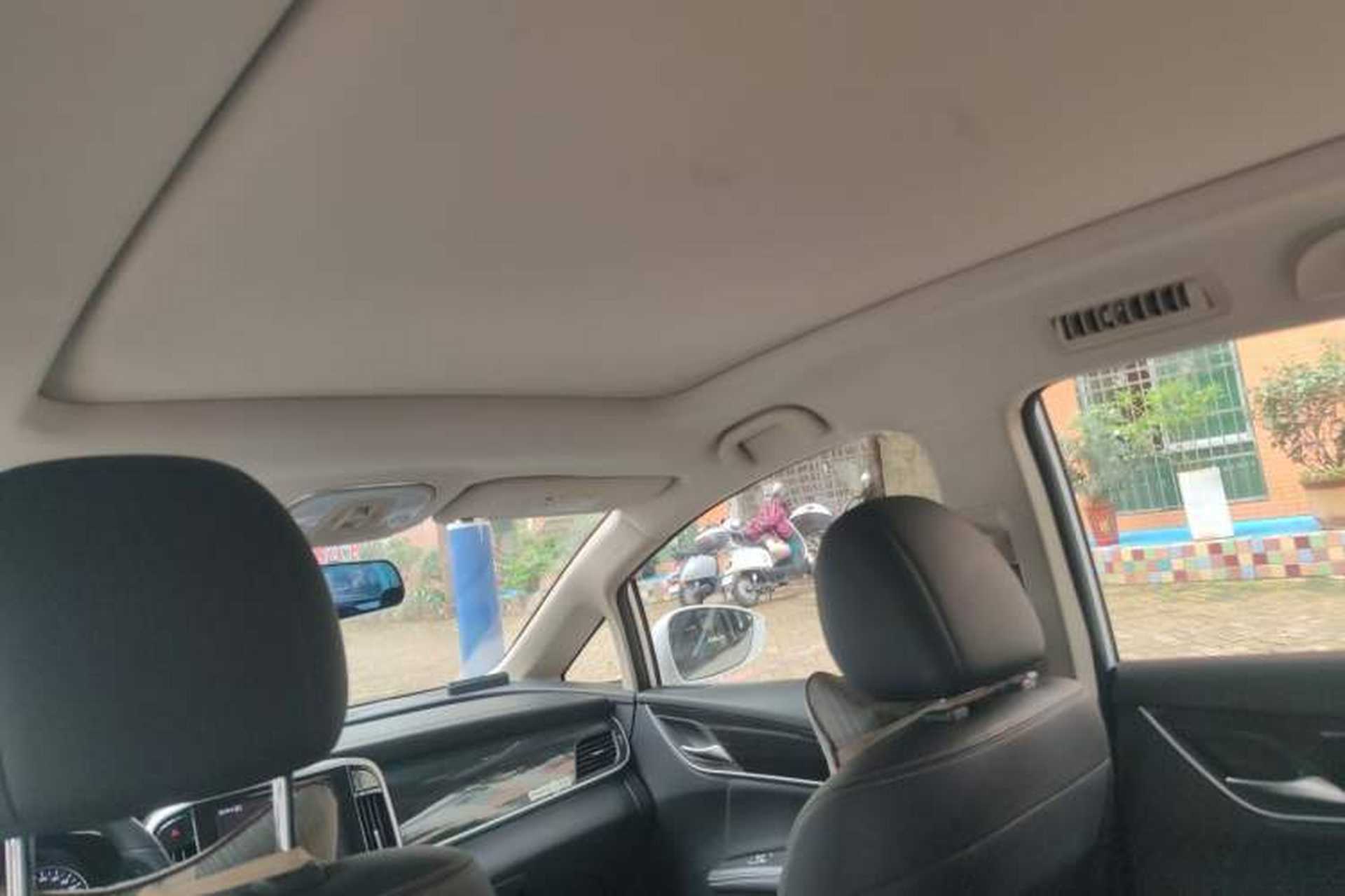 Used BYD Song MAX 2017 1.5T Automatic Smart Connect Elite 7-Seater Headliner
