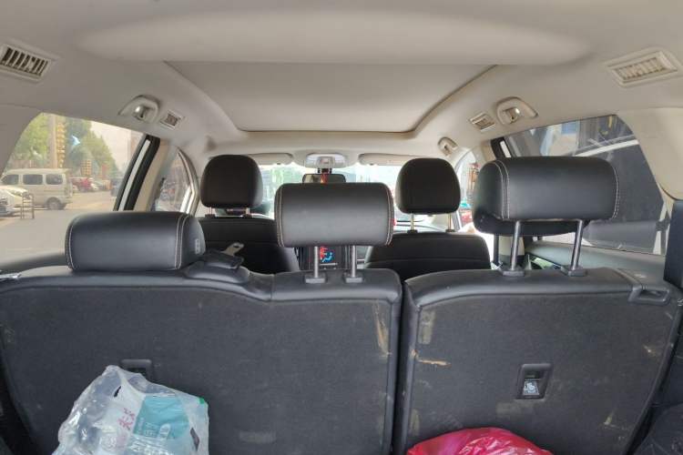 Used BYD Song MAX 2017 1.5T Automatic Smart Connect Elite 7-Seater Headliner