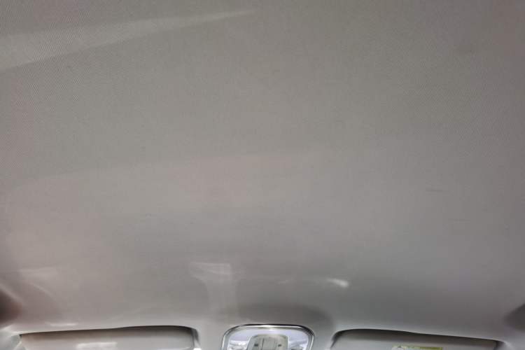Used BYD Song MAX 2017 1.5T Automatic Smart Connect Luxury 7-Seater Headliner