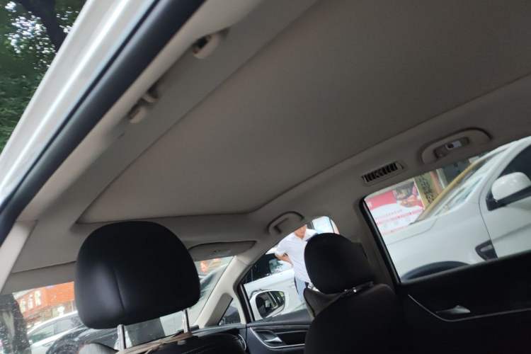 Used BYD Song MAX 2017 1.5T Automatic Smart Connect Elite 7-Seater Headliner