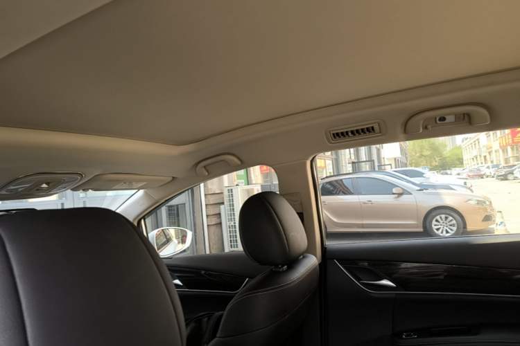 Used BYD Song MAX 2017 1.5T Automatic Smart Connect Elite 7-Seater Headliner