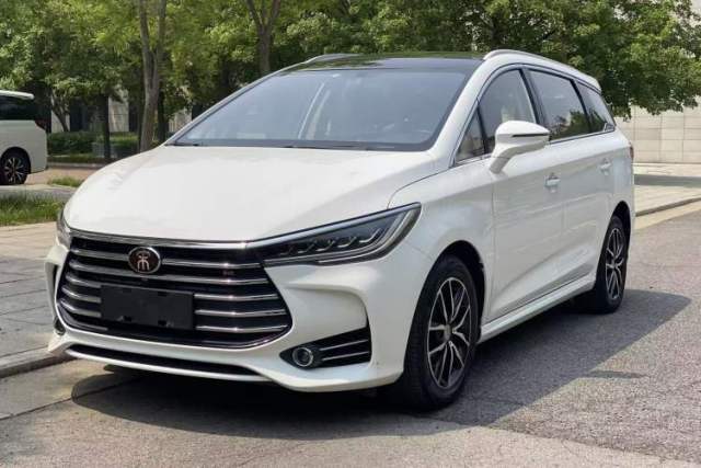 Used BYD Song MAX 2017 1.5T Automatic Smart Connect Elite 7-Seater