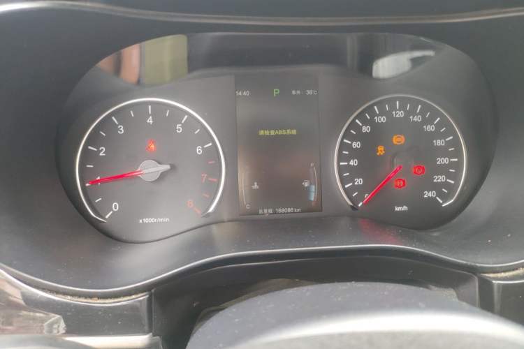 Used BYD Song MAX 2017 1.5T Automatic Smart Connect Luxury 7-Seater Instrument Cluster