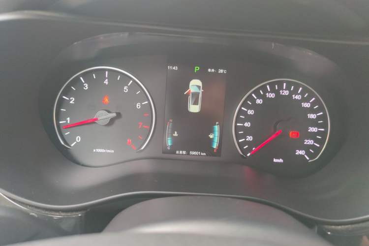 Used BYD Song MAX 2017 1.5T Automatic Smart Connect Elite 7-Seater Instrument Cluster