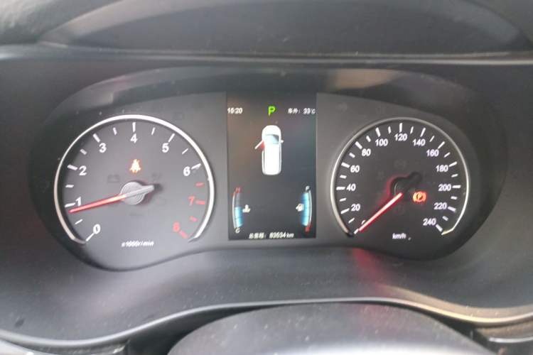 Used BYD Song MAX 2017 1.5T Automatic Smart Connect Luxury 7-Seater Instrument Cluster