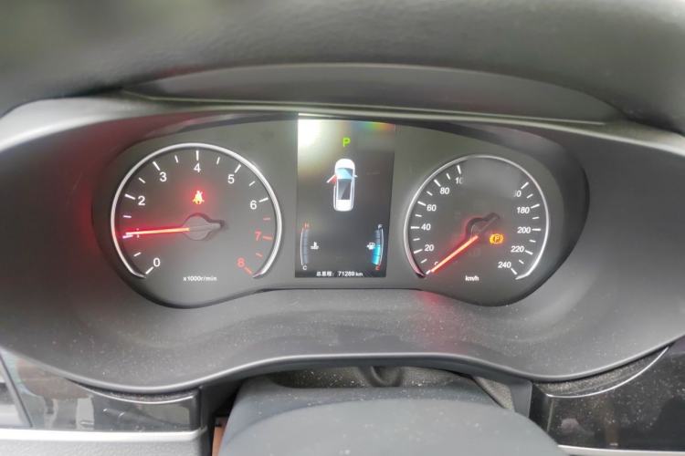 Used BYD Song MAX 2017 1.5T Automatic Smart Connect Prestige 7-Seater Instrument Cluster