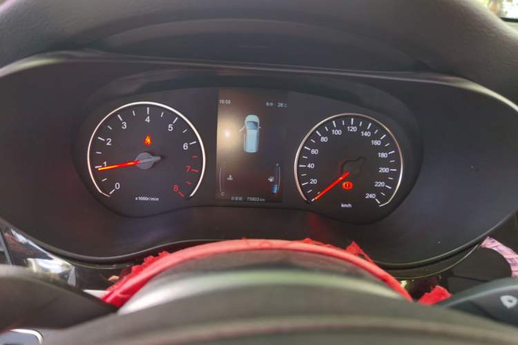 Used BYD Song MAX 2017 1.5T Manual Smart Connect Luxury 7-Seater Instrument Cluster