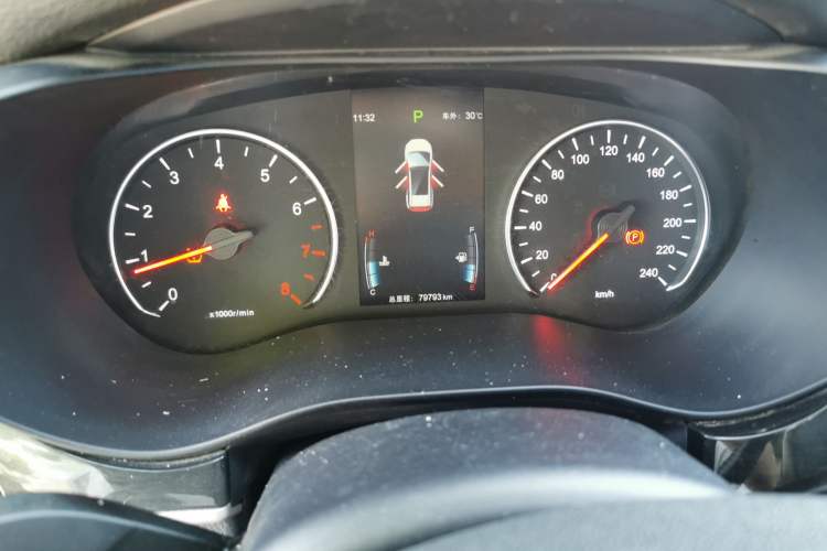 Used BYD Song MAX 2017 1.5T Automatic Smart Connect Elite 7-Seater Instrument Cluster