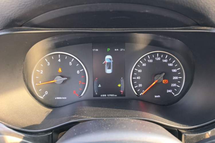 Used BYD Song MAX 2017 1.5T Automatic Smart Connect Elite 7-Seater Instrument Cluster