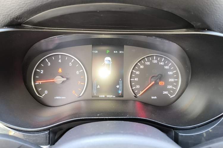 Used BYD Song MAX 2017 1.5T Automatic Smart Connect Elite 7-Seater Instrument Cluster