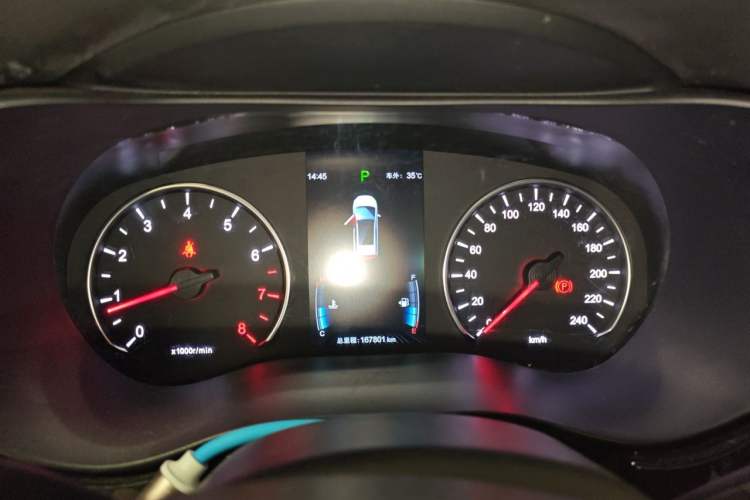 Used BYD Song MAX 2017 1.5T Automatic Smart Connect Elite 7-Seater Instrument Cluster