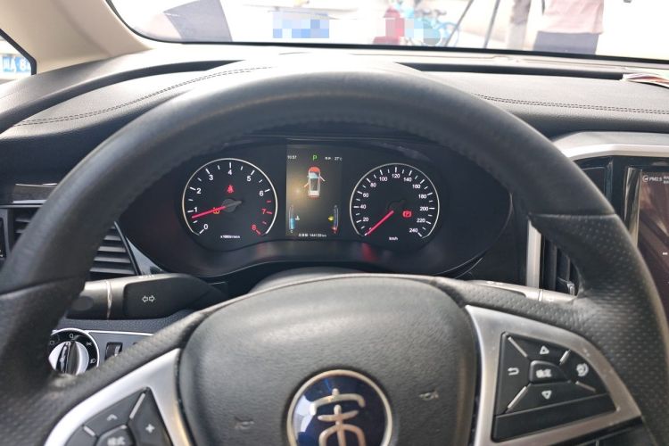 Used BYD Song MAX 2017 1.5T Automatic Smart Connect Elite 7-Seater Instrument Cluster
