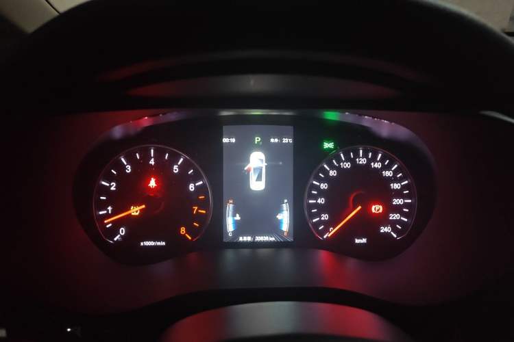 Used BYD Song MAX 2017 1.5T Automatic Smart Connect Elite 7-Seater Instrument Cluster