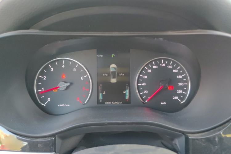 Used BYD Song MAX 2017 1.5T Automatic Smart Connect Prestige 7-Seater Instrument Cluster