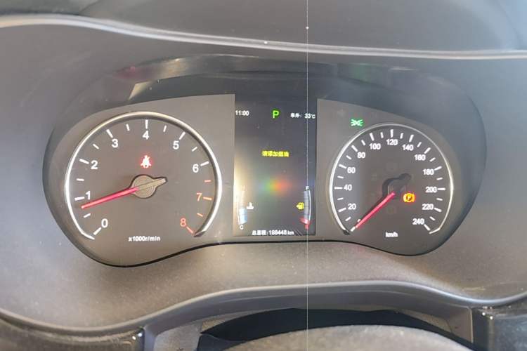Used BYD Song MAX 2017 1.5T Automatic Smart Connect Prestige 7-Seater Instrument Cluster
