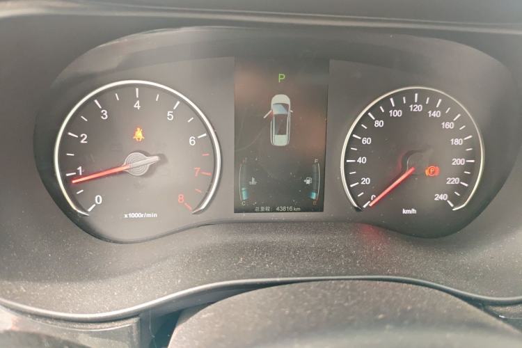 Used BYD Song MAX 2017 1.5T Automatic Smart Connect Elite 7-Seater Instrument Cluster
