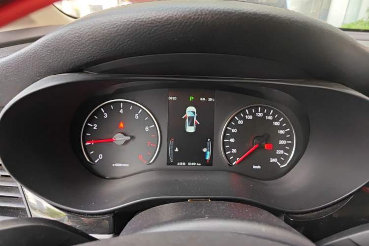 Used BYD Song MAX 2017 1.5T Automatic Smart Connect Elite 7-Seater Instrument Cluster