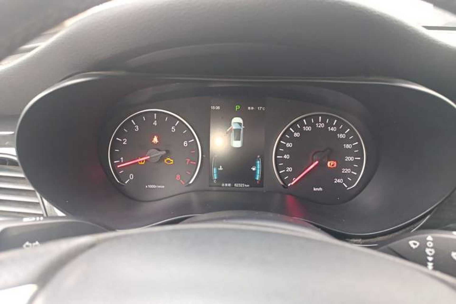 Used BYD Song MAX 2017 1.5T Automatic Smart Connect Elite 7-Seater Instrument Cluster