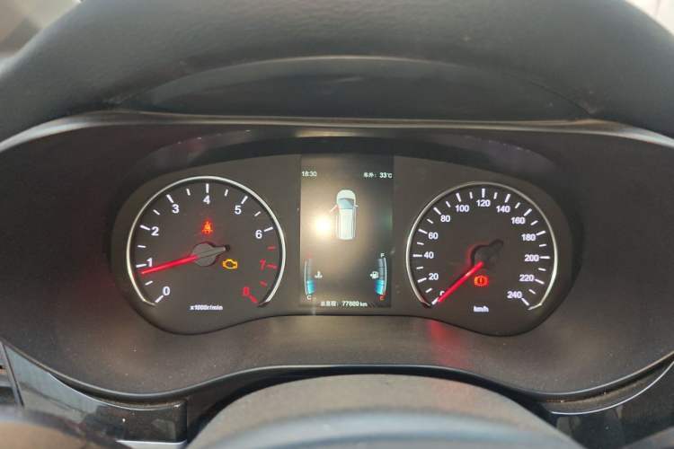 Used BYD Song MAX 2017 1.5T Manual Smart Connect Luxury 7-Seater Instrument Cluster