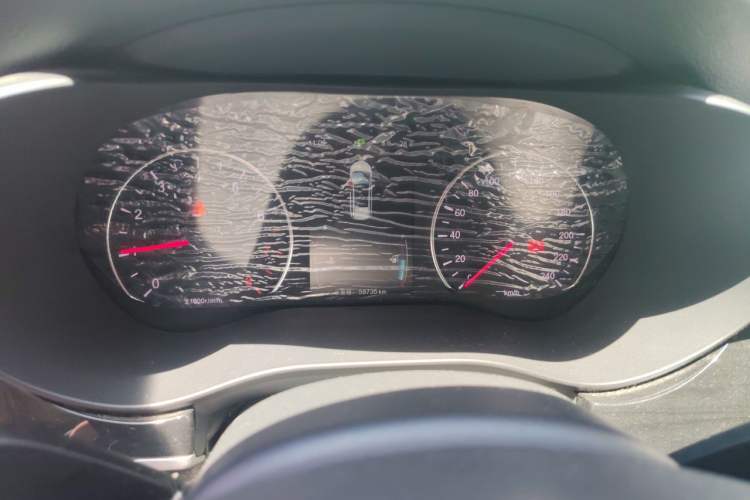 Used BYD Song MAX 2017 1.5T Automatic Smart Connect Prestige 7-Seater Instrument Cluster