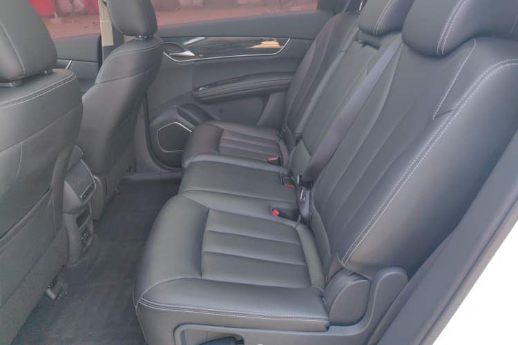 Used BYD Song MAX 2017 1.5T Automatic Smart Connect Prestige 7-Seater Interior 1