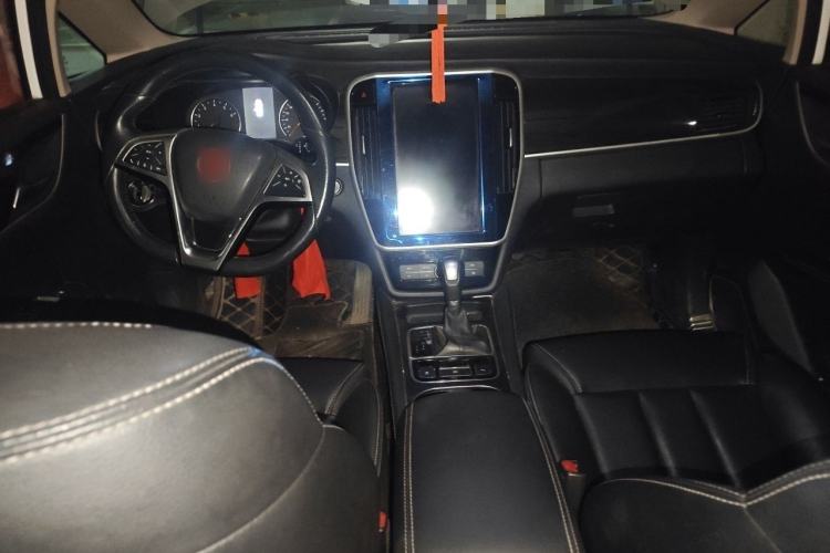 Used BYD Song MAX 2017 1.5T Automatic Smart Connect Luxury 7-Seater Interior 2