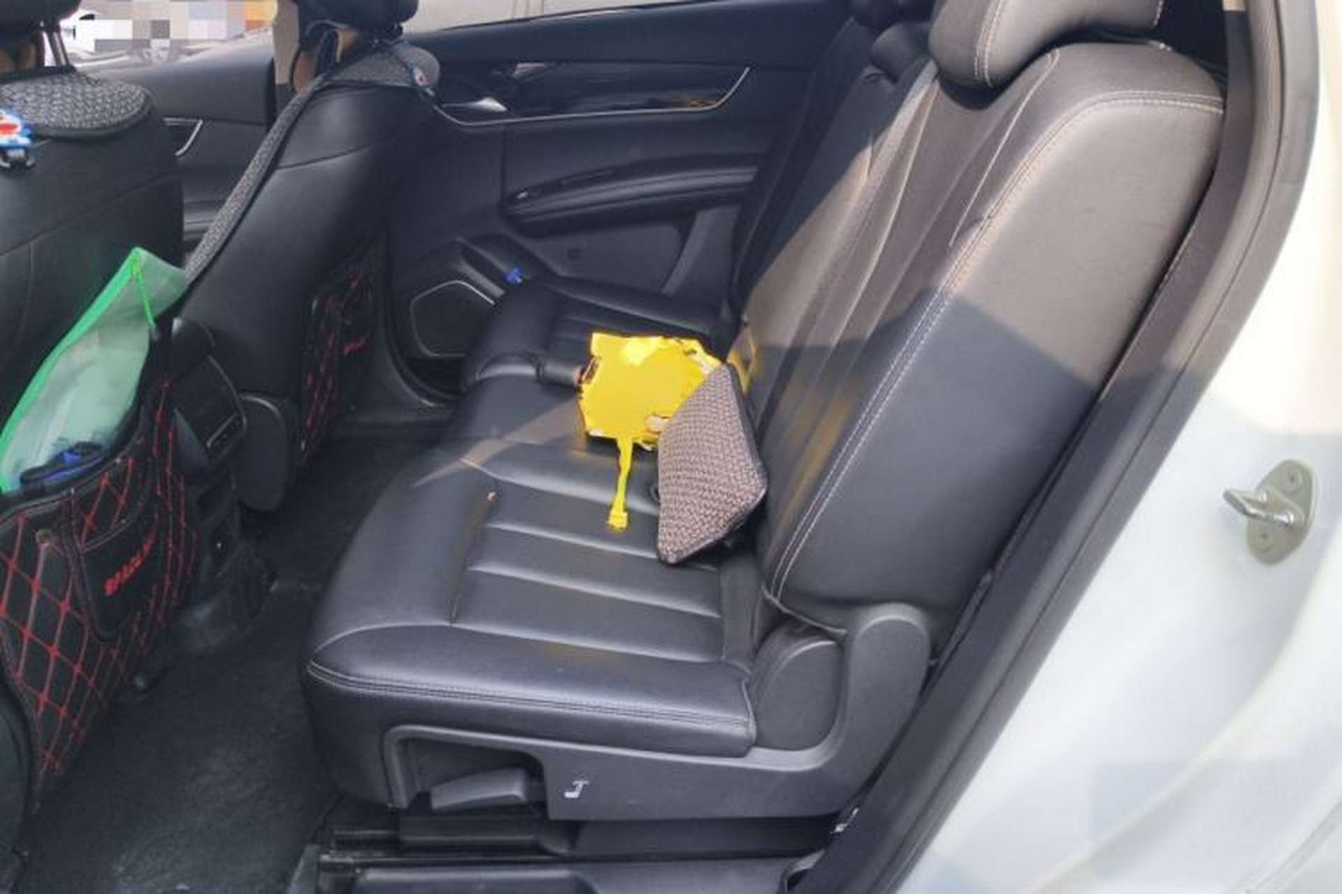 Used BYD Song MAX 2017 1.5T Automatic Smart Connect Elite 7-Seater Interior 4