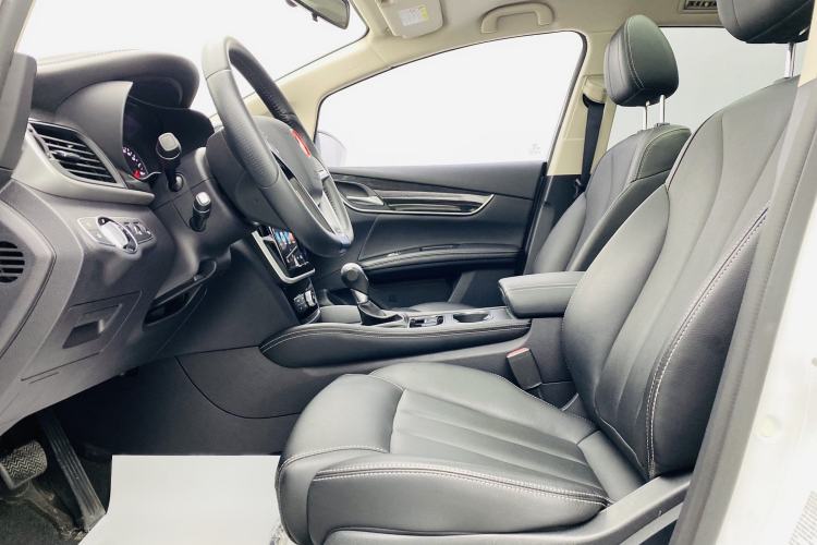 Used BYD Song MAX 2017 1.5T Automatic Smart Connect Elite 7-Seater Interior 5