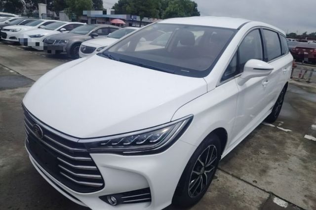 Used BYD Song MAX 2017 1.5T Automatic Smart Connect Luxury 7-Seater