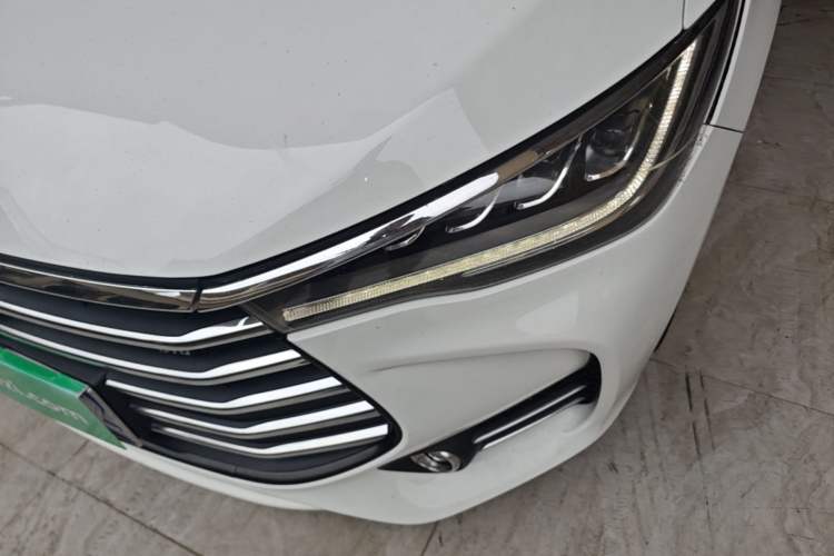 Used BYD Song MAX 2017 1.5T Automatic Smart Connect Elite 7-Seater Left Front Headlight