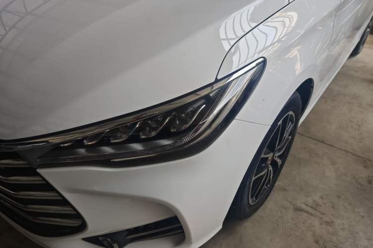 Used BYD Song MAX 2017 1.5T Automatic Smart Connect Elite 7-Seater Left Front Headlight