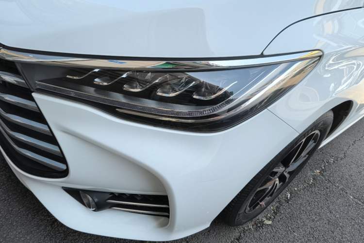 Used BYD Song MAX 2017 1.5T Automatic Smart Connect Elite 7-Seater Left Front Headlight