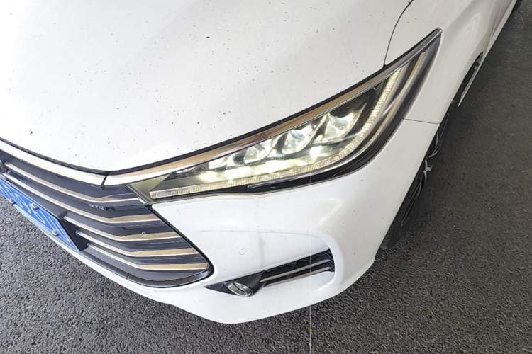Used BYD Song MAX 2017 1.5T Automatic Smart Connect Prestige 7-Seater Left Front Headlight