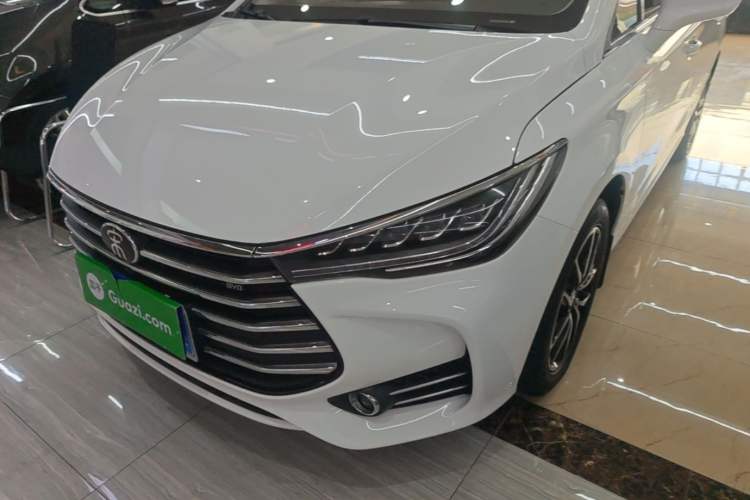 Used BYD Song MAX 2017 1.5T Automatic Smart Connect Elite 7-Seater Left Front Headlight