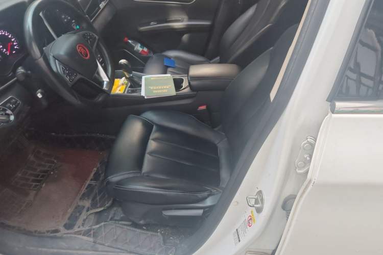 Used BYD Song MAX 2017 1.5T Automatic Smart Connect Elite 7-Seater Left Front Seat