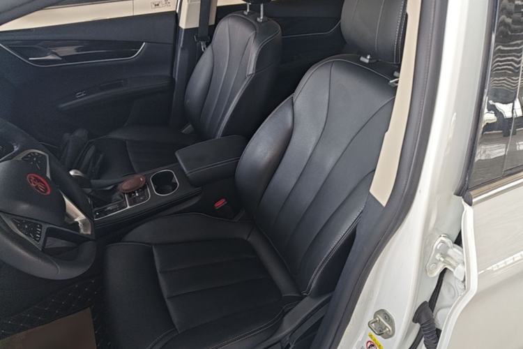 Used BYD Song MAX 2017 1.5T Automatic Smart Connect Elite 7-Seater Left Front Seat