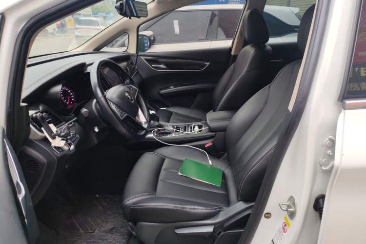 Used BYD Song MAX 2017 1.5T Automatic Smart Connect Elite 7-Seater Left Front Seat