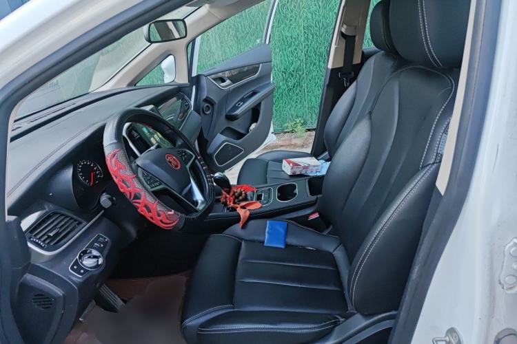 Used BYD Song MAX 2017 1.5T Automatic Smart Connect Luxury 7-Seater Left Front Seat