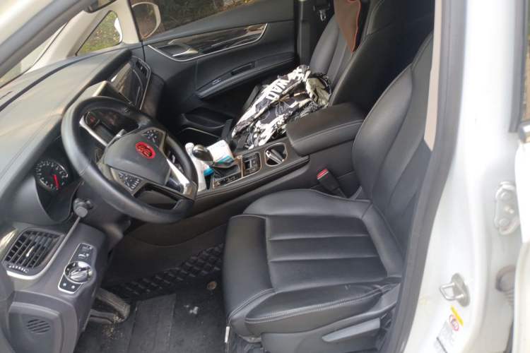 Used BYD Song MAX 2017 1.5T Automatic Smart Connect Luxury 7-Seater Left Front Seat