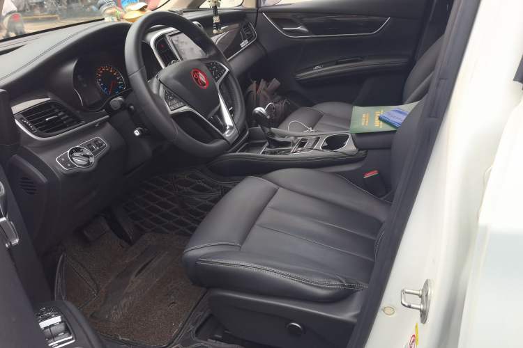Used BYD Song MAX 2017 1.5T Automatic Smart Connect Prestige 7-Seater Left Front Seat